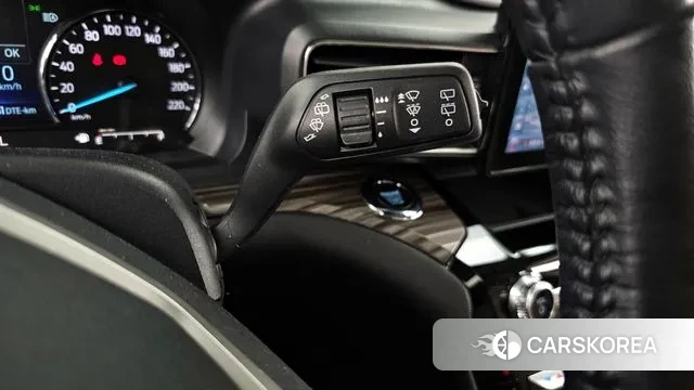 Ford Explorer 6th Generation 2022 Белый из Кореи, фото 5