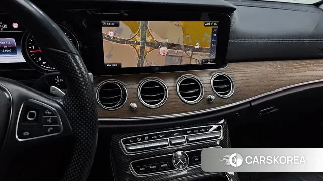 Mercedes-Benz E-Class W213 2018 Черный из Кореи, фото 5