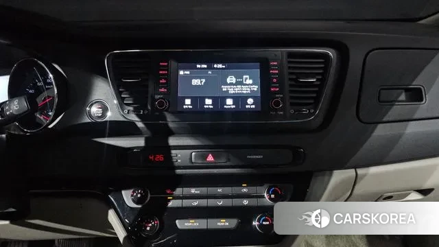 Kia The New Carnival 2018 Коричневый из Кореи, фото 5