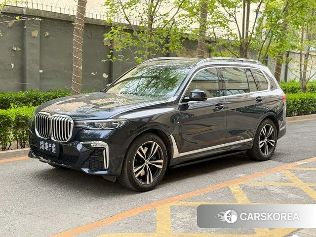 BMW X7 2021 Черный из Китая, фото 5