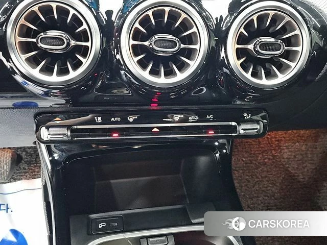 Mercedes-Benz A-Class W177 2022 Белый из Кореи, фото 5