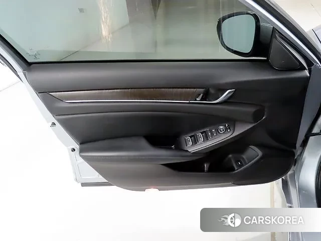 Honda Accord 10th Generation 2018 Серебристо-серый из Кореи, фото 5