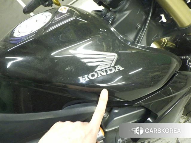 Проданный Honda CB1000R id 4199484 из Японии, фото 2