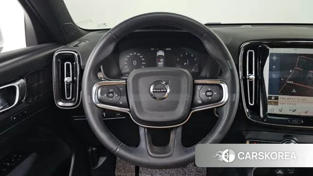 Volvo XC40 2022 Белый из Кореи, фото 5