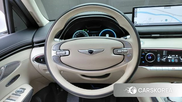 Genesis GV70 2023 Белый из Кореи, фото 5