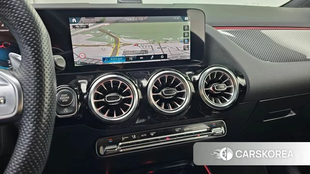 Mercedes-Benz GLA - Class H247 2022 Белый из Кореи, фото 5