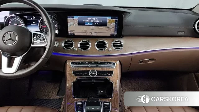 Mercedes-Benz E-Class W213 2019 Белый из Кореи, фото 5