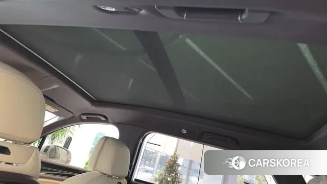 Bentley Bentayga 2025 Жемчужный двухцветный из Кореи, фото 5