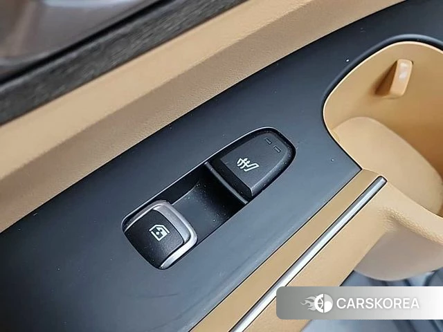 Kia Sorento 4th Generation 2021 Серебристо-серый из Кореи, фото 5