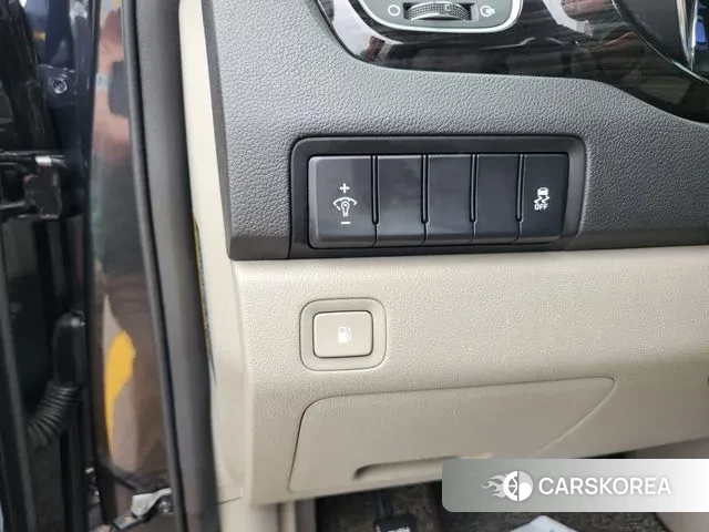 Kia The New Carnival 2018 Серый из Кореи, фото 5