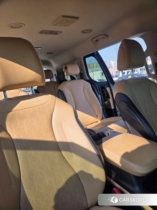 Kia Carnival 4th generation 2021 Цвет тростника из Кореи, фото 5