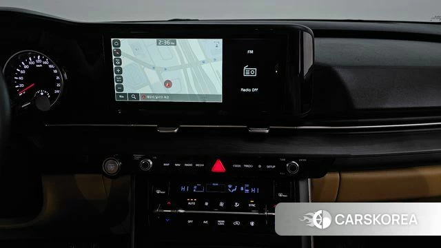 Kia Carnival 4th generation 2023 Белый из Кореи, фото 5