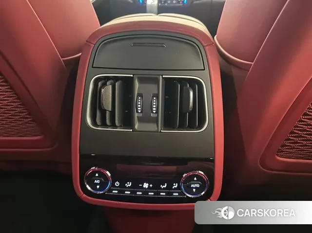 Maserati Levante 2023 Белый из Кореи, фото 5