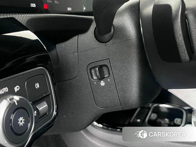 Mercedes-Benz A-Class W177 2025 Белый из Кореи, фото 5