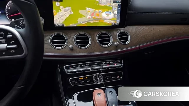 Mercedes-Benz E-Class W213 2020 Серый из Кореи, фото 5