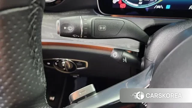 Mercedes-Benz E-Class W213 2022 Белый из Кореи, фото 5