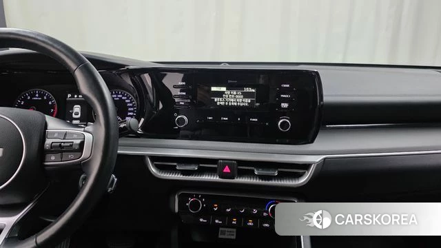 Kia K5 3rd generation 2023 Черный из Кореи, фото 5