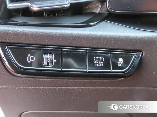 Kia Di Ol Nu Niro 2022 Белый из Кореи, фото 5