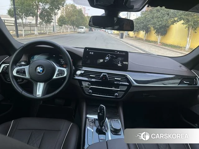 BMW 5 series 2021 Черный из Китая, фото 5