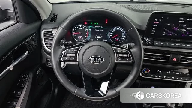 Kia Seltos 2021 Серый из Кореи, фото 5