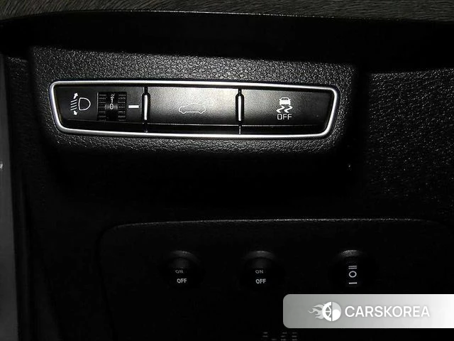 Kia K8 2022 Серебристо-серый из Кореи, фото 5