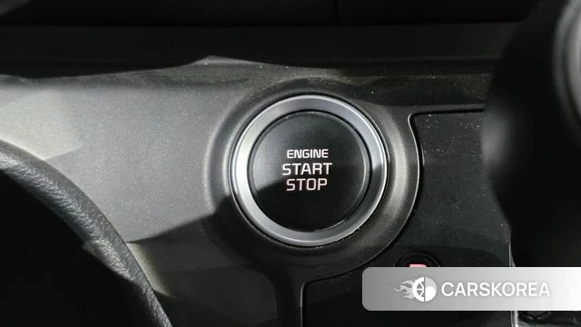 Kia The New Kia Ray 2023 Белый из Кореи, фото 5