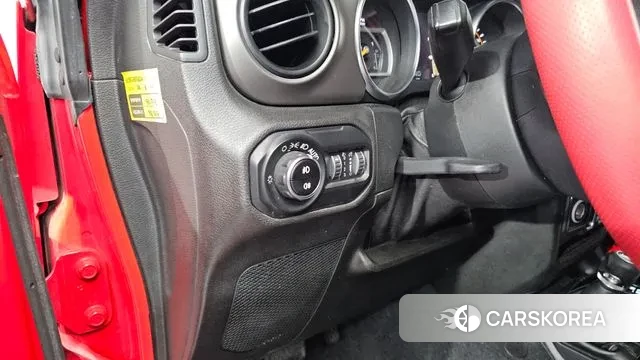 Jeep Wrangler (JL) 2018 Красный из Кореи, фото 5