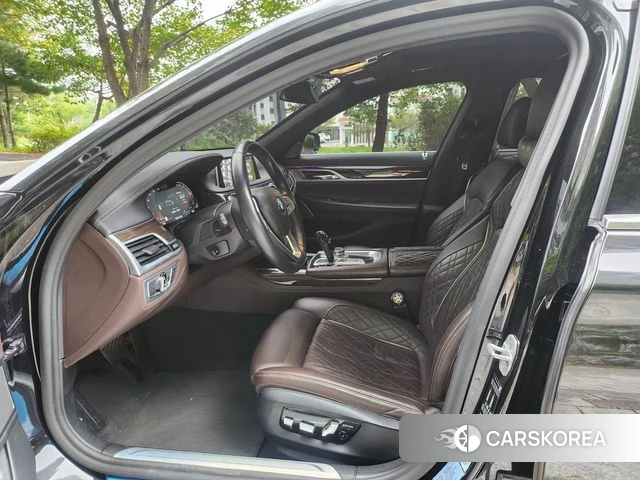 BMW 7 Series (G11) 2021 Черный из Кореи, фото 5
