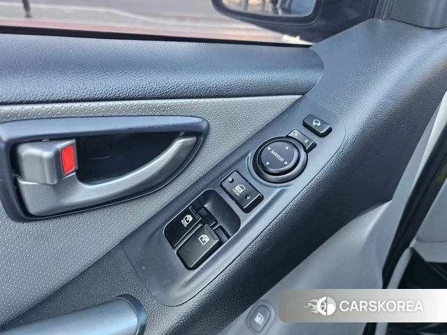 Hyundai The New Grand Starex 2018 Белый из Кореи, фото 5