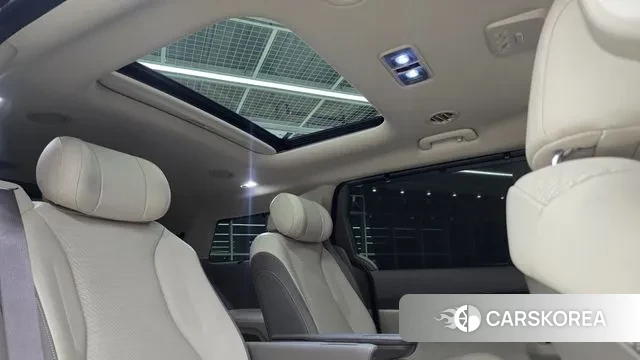 Kia The New Carnival 4th Generation 2025 Серебристо-серый из Кореи, фото 5