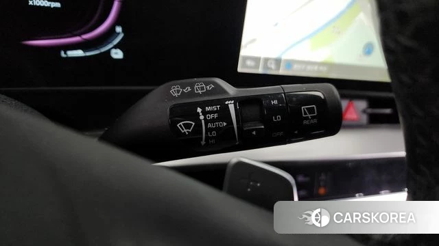 Kia Sportage 5th Generation Hybrid 2023 Белый из Кореи, фото 5