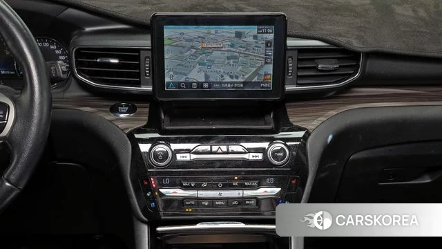 Ford Explorer 6th Generation 2021 Белый из Кореи, фото 5