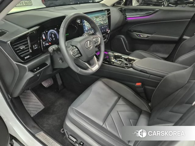 Lexus NX350h Second generation 2025 Белый из Кореи, фото 5