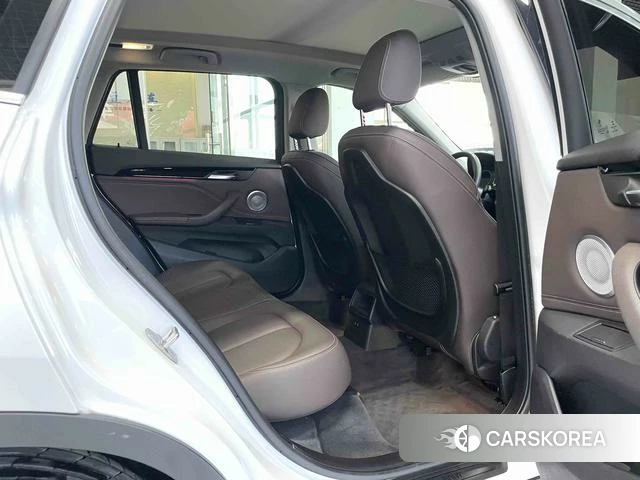 BMW X1 2022 Белый из Китая, фото 5