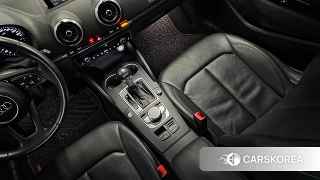 Audi New A3 2018 Белый из Кореи, фото 5