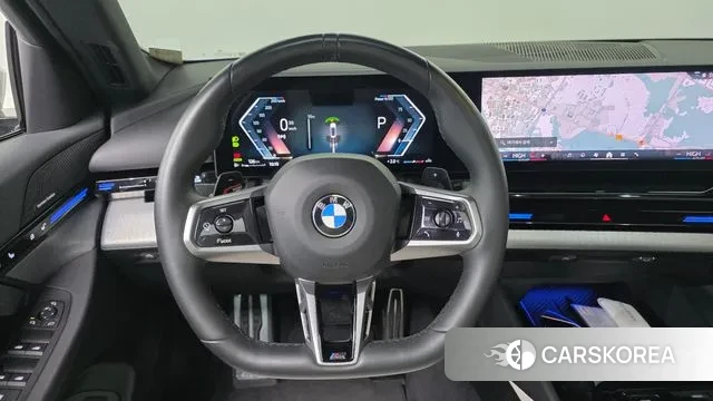 BMW 5 Series (G60) 2024 Белый из Кореи, фото 5