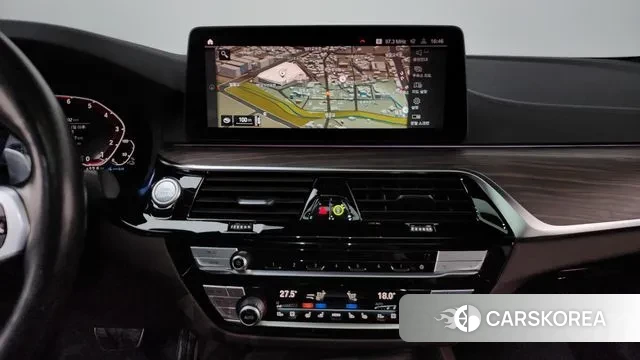 BMW 5 Series (G30) 2021 Черный из Кореи, фото 5