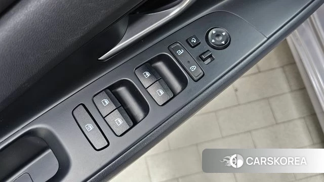 Hyundai Avante (CN7) 2020 Серебристо-серый из Кореи, фото 5