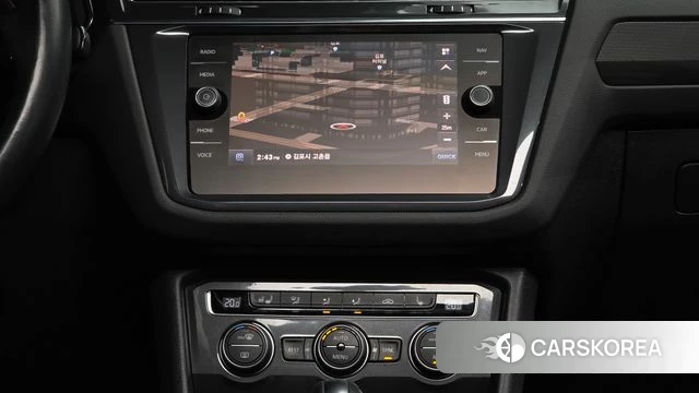Volkswagen Tiguan Allspace 2020 Серебряный из Кореи, фото 5