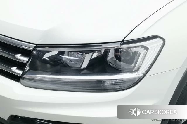 Volkswagen Tiguan L 2021 Белый из Китая, фото 5