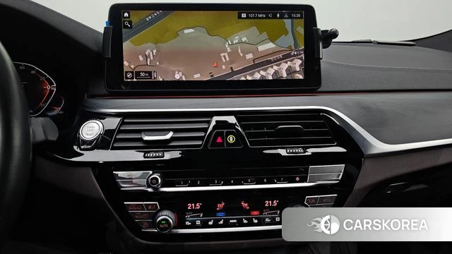 BMW 6 Series GT (G32) 2022 Белый из Кореи, фото 5