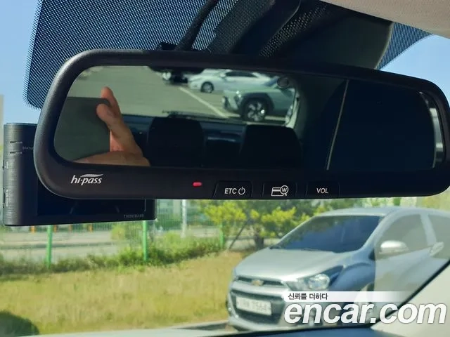 Hyundai Venue 2021 Белый из Кореи, фото 5