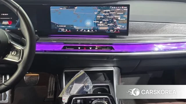 BMW 7 Series (G70) 2023 Белый из Кореи, фото 5