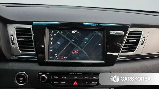 Kia Niro EV 2021 Серебряный из Кореи, фото 5