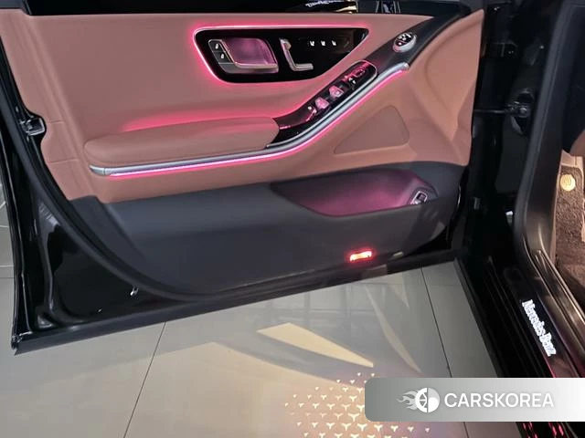 Mercedes-Benz S-class 2025 Черный из Китая, фото 5