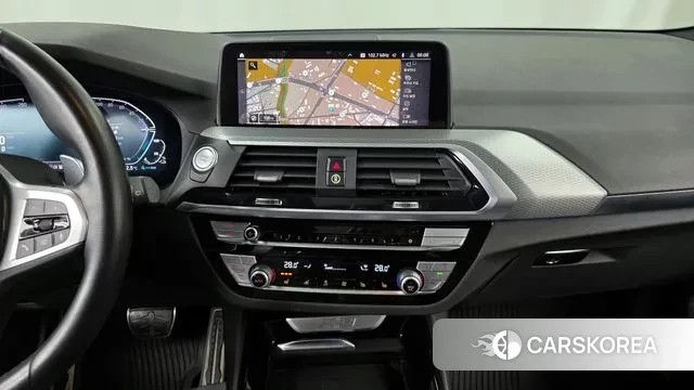 BMW X3 (G01) 2021 Белый из Кореи, фото 5