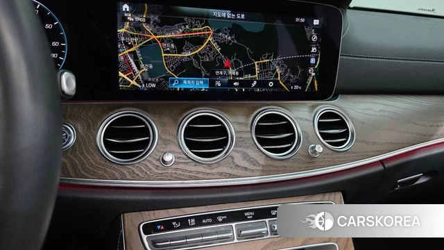 Mercedes-Benz E-Class W213 2023 Черный из Кореи, фото 5