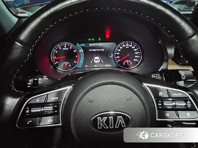 Kia Seltos 2020 Жемчужный цвет из Кореи, фото 5