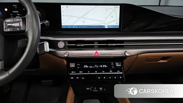 Hyundai Grandeur (GN7) 2023 Серебристо-серый из Кореи, фото 5