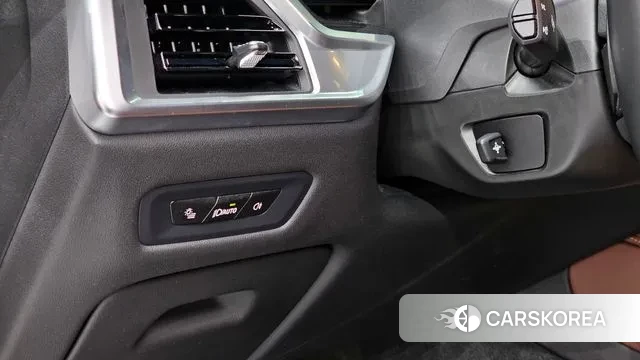 BMW X6 (G06) 2023 Белый из Кореи, фото 5